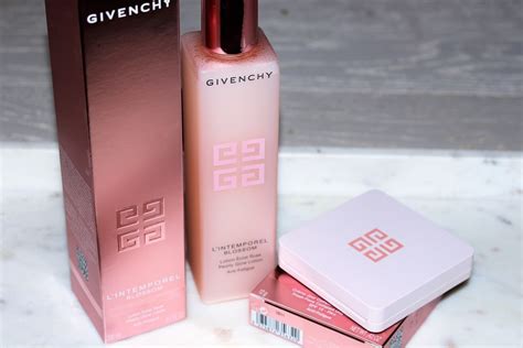 givenchy l'intemporel blossom day cream|Givenchy L’Intemporel Blossom Compact Day Cream .